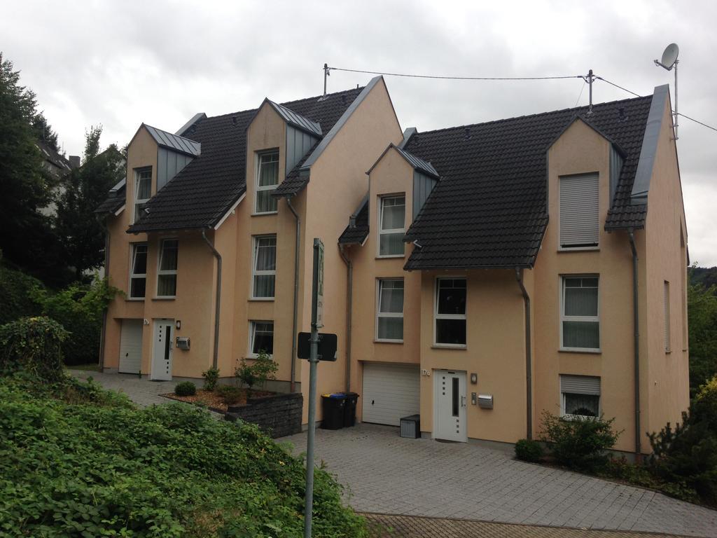Moselschoen Das Ferienhaus Brodenbach Rom bilde