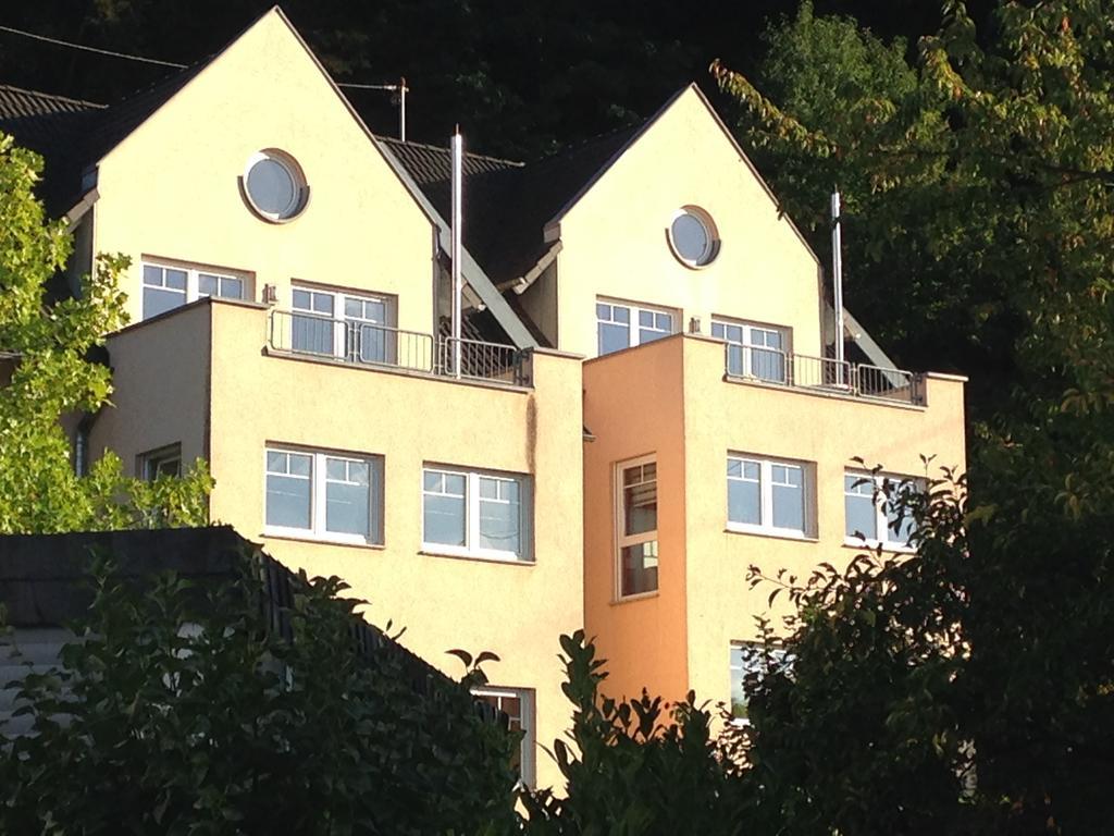 Moselschoen Das Ferienhaus Brodenbach Rom bilde